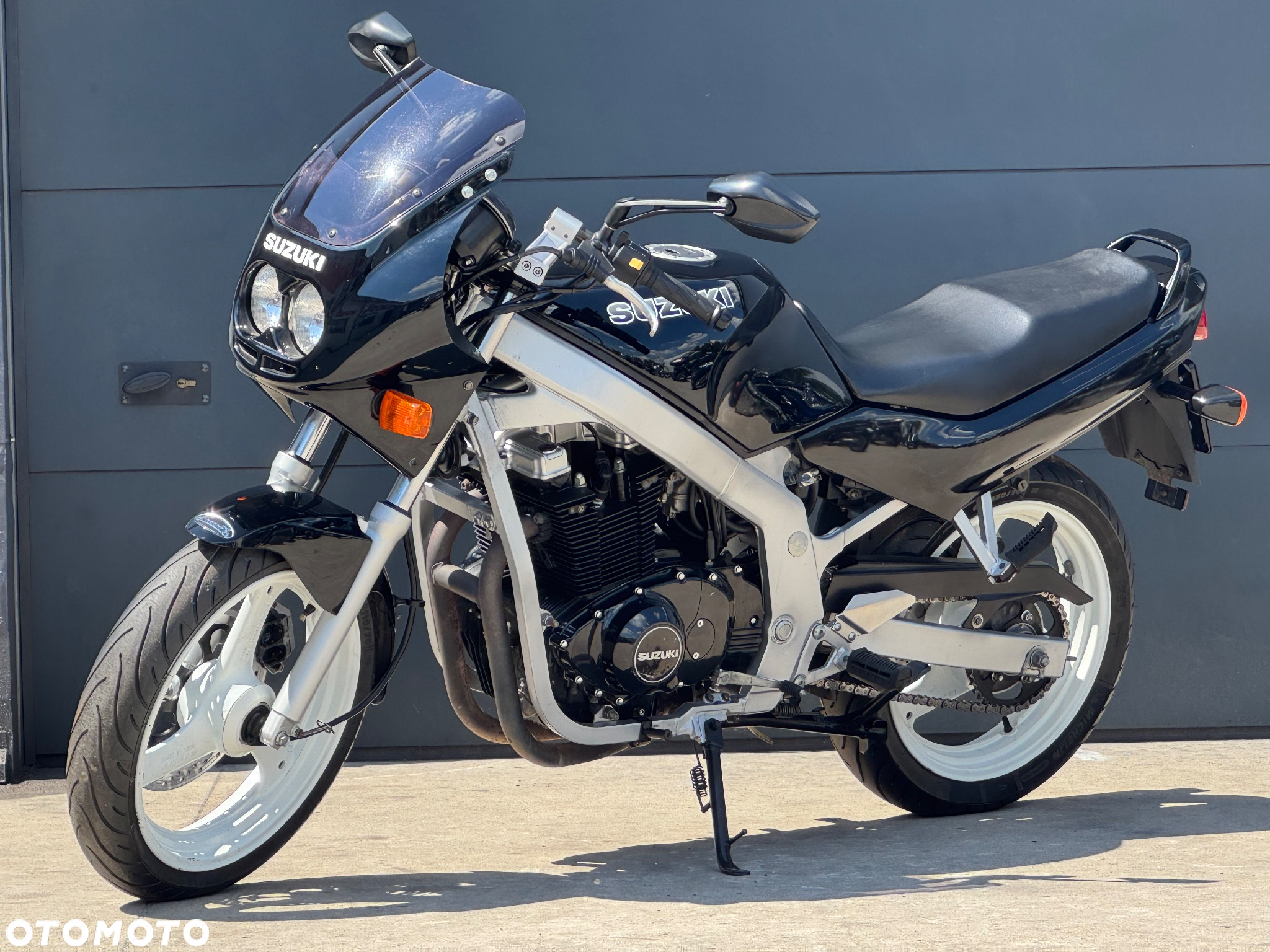 Suzuki GS - 13
