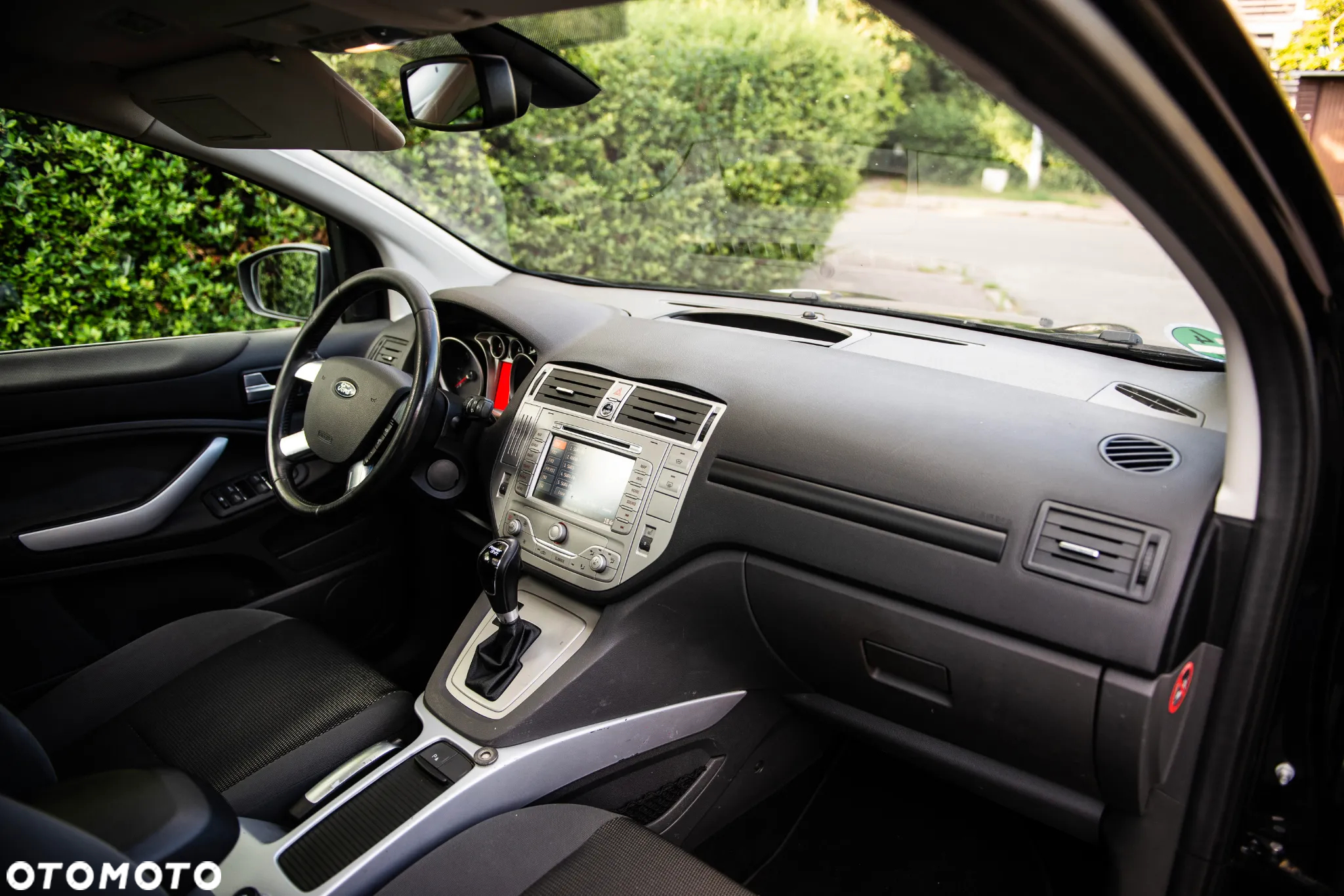 Ford Kuga 2.0 TDCi 4x4 Individual - 28