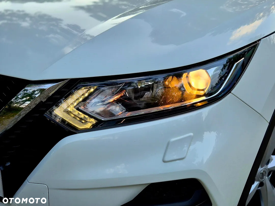 Nissan Qashqai 1.6 DIG-T N-Connecta - 11