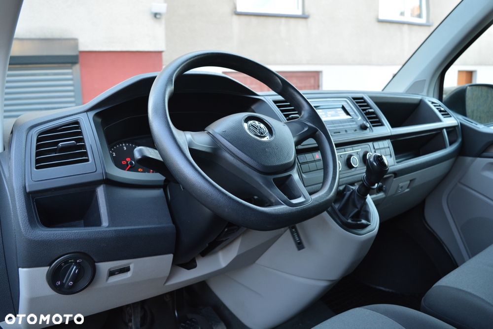 Volkswagen Transporter Lang EU6 - 8