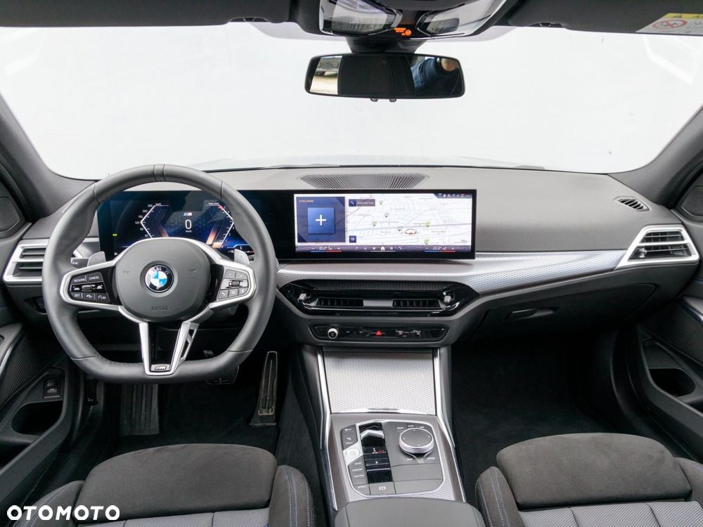 BMW Seria 3 330i xDrive M Sport sport - 9