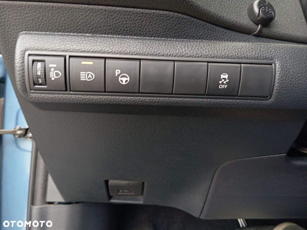 Toyota Corolla - 17