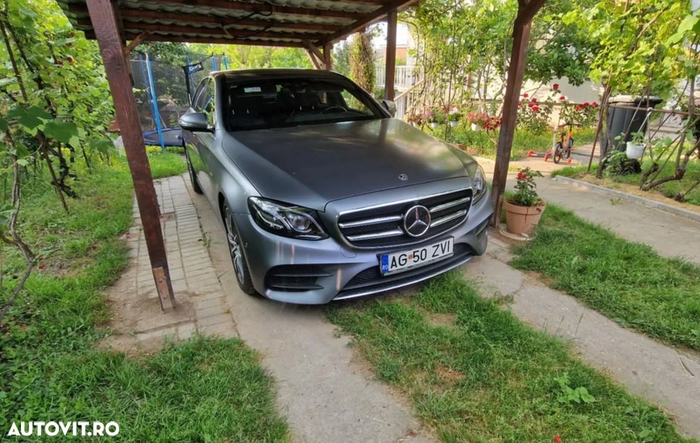 Mercedes-Benz E 220 d 4Matic 9G-TRONIC Sportstyle Edition - 8