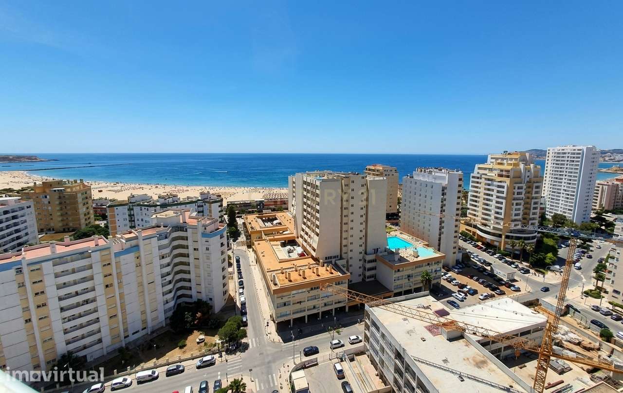 Apartamento Renovado em Portimão, Faro - 1 Quarto com Varanda - Grande imagem: 2/21