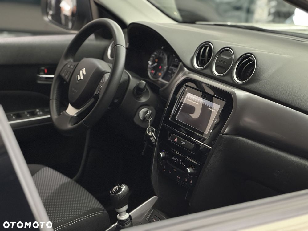 Suzuki Vitara - 34