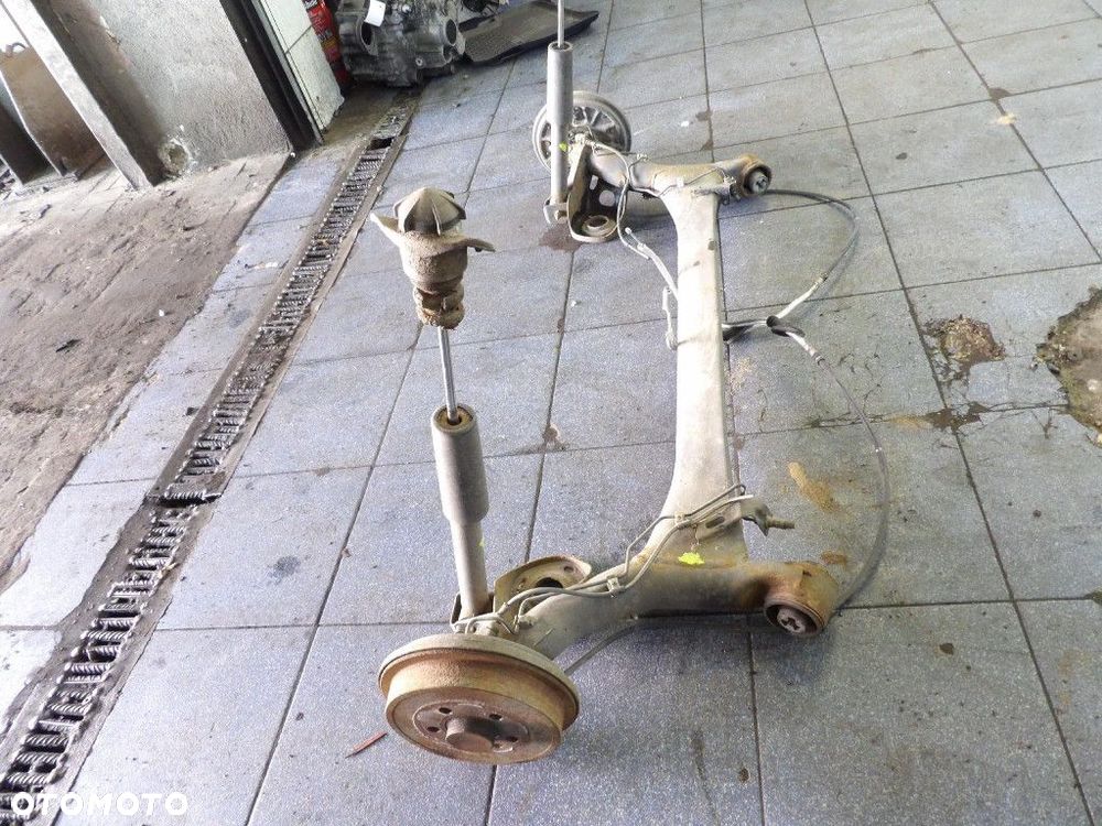 SKODA FABIA III 3 KOMBI TYLNA BELKA - 2