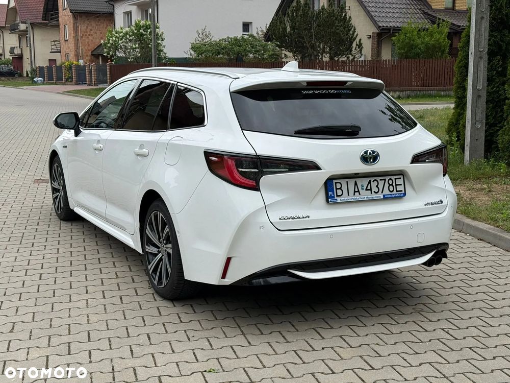 Toyota Corolla 2.0 Hybrid Style - 8