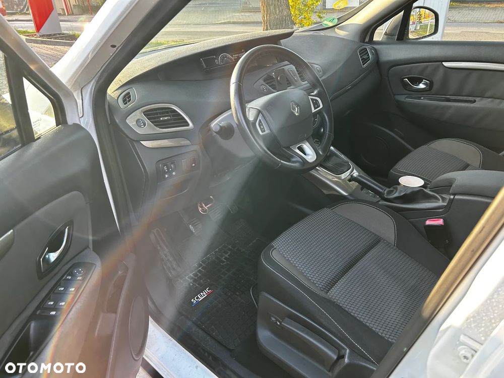Renault Scenic - 6