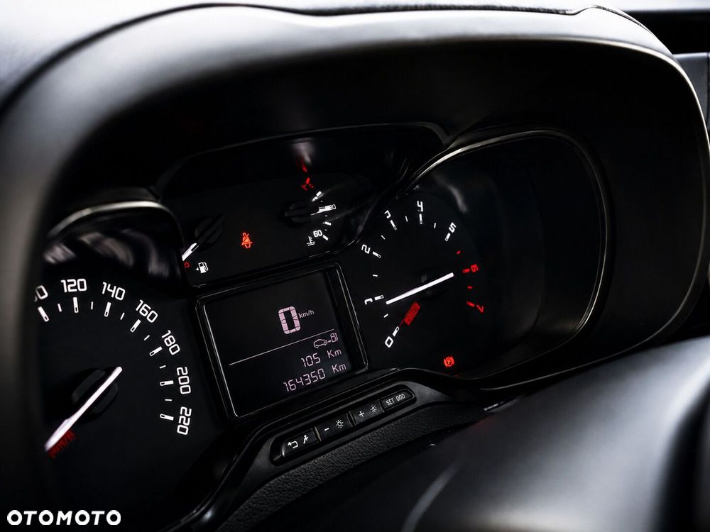 Toyota PROACE CITY - 26