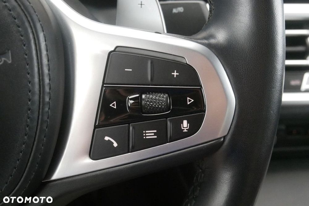 BMW Seria 3 - 32