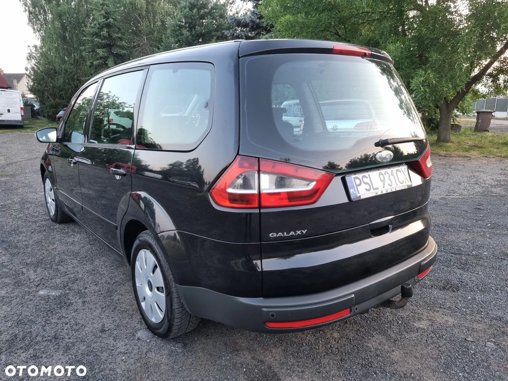 Ford Galaxy 2.0 TDCi Titanium - 13