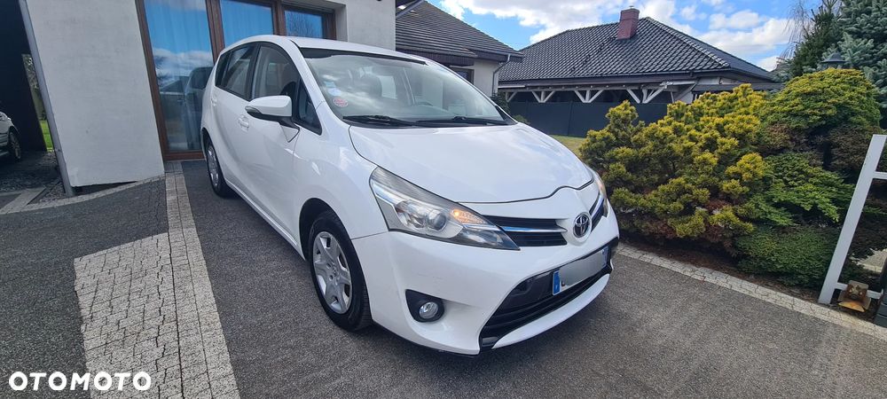 Toyota Verso 1.6 5-Sitzer Life - 1