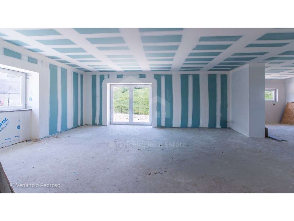 Vende Moradia T3 - Ericeira 15 km, A Casa das Casas - Grande imagem: 2/14