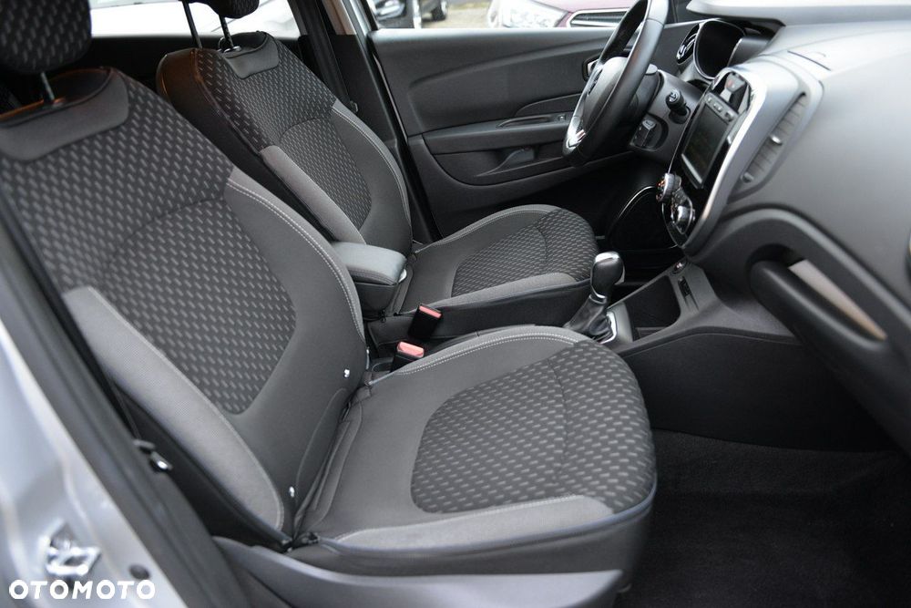 Renault Captur - 12