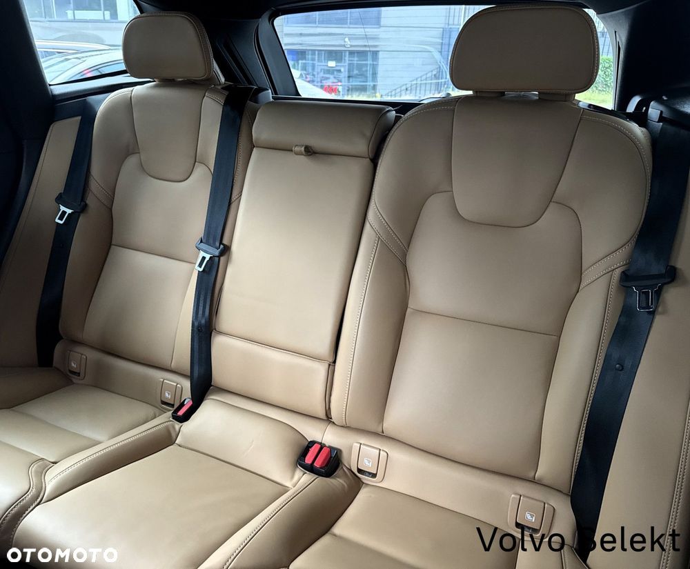 Volvo XC 60 - 25