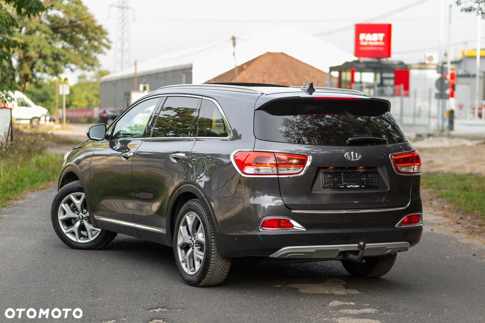 Kia Sorento - 11