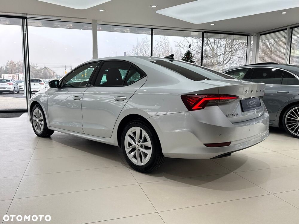 Skoda Octavia 2.0 TDI Ambition - 3