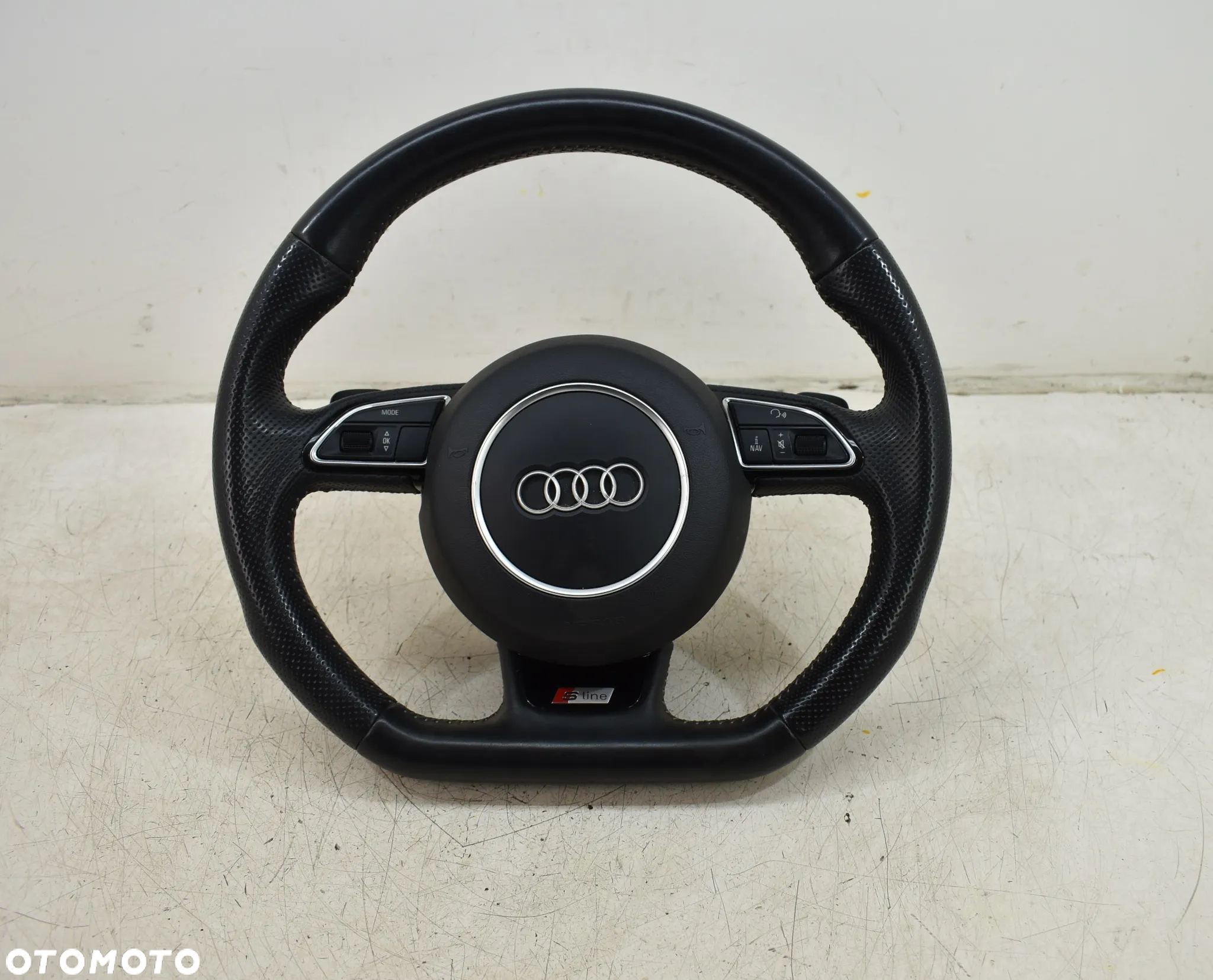 KIEROWNICA SKÓRA MULTIFUNKCJA ŁOPATKI AUDI A6 C6 S-LINE - 2