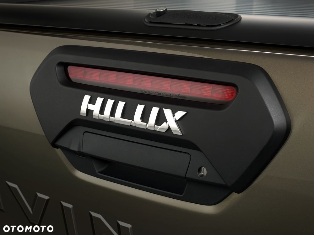 Toyota Hilux 2.8 D-4D mHEV Double Cab Invincible 4x4 - 14