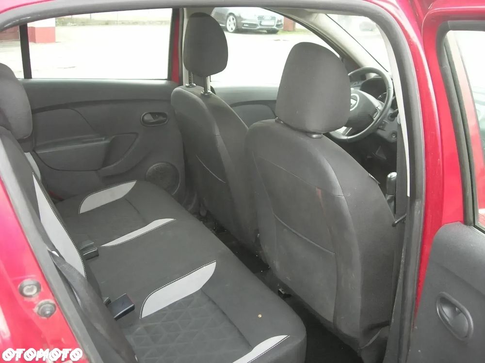 Dacia Sandero Stepway 1.5 dCi - 20