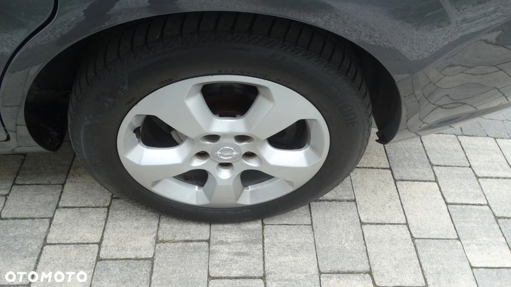 Opel Zafira - 10