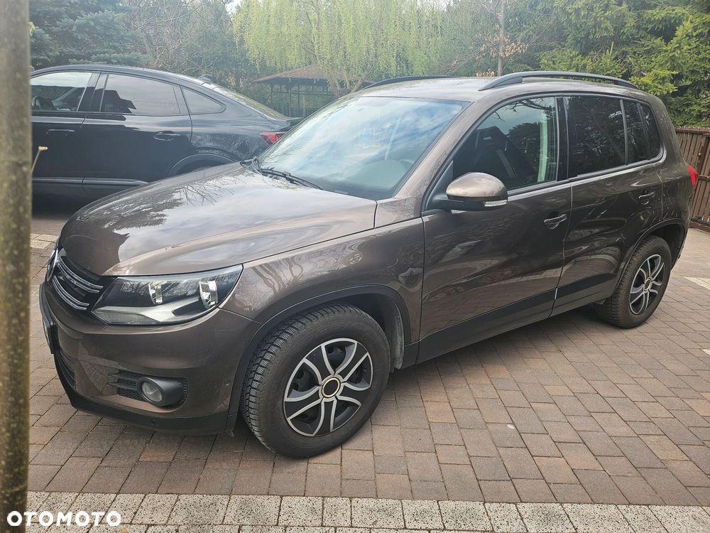 Volkswagen Tiguan - 1