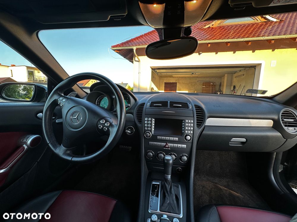 Mercedes-Benz SLK 55 AMG - 7