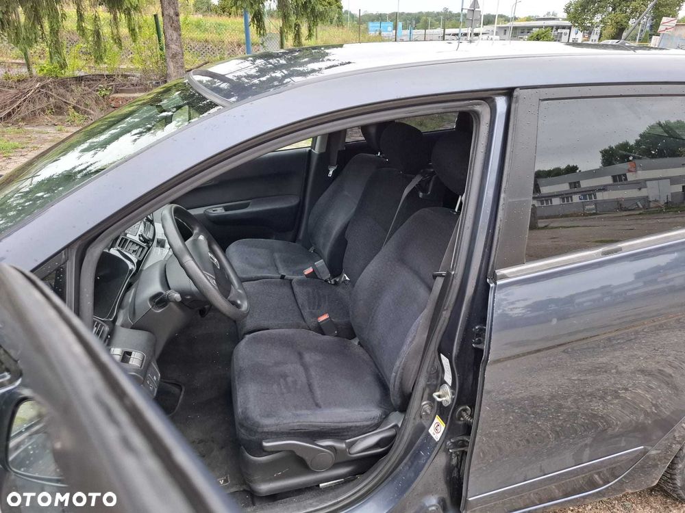 Honda FR-V - 7