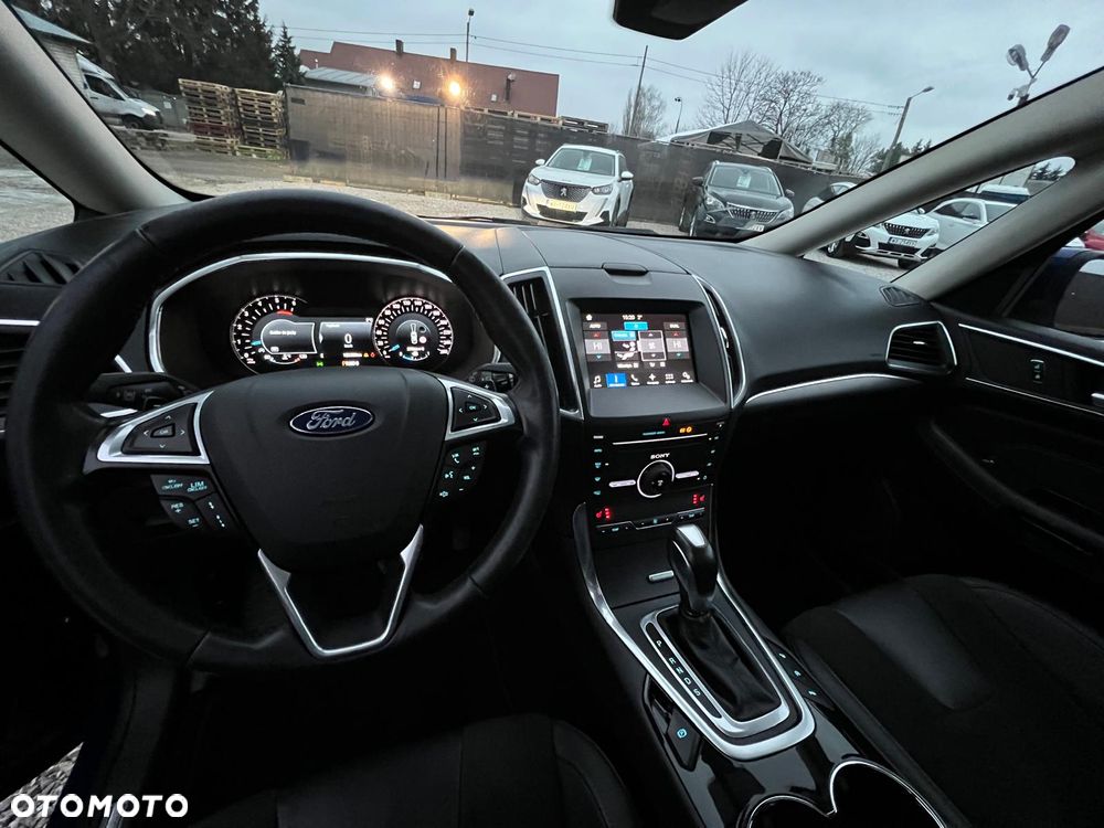 Ford Galaxy 2.0 TDCi Titanium - 23