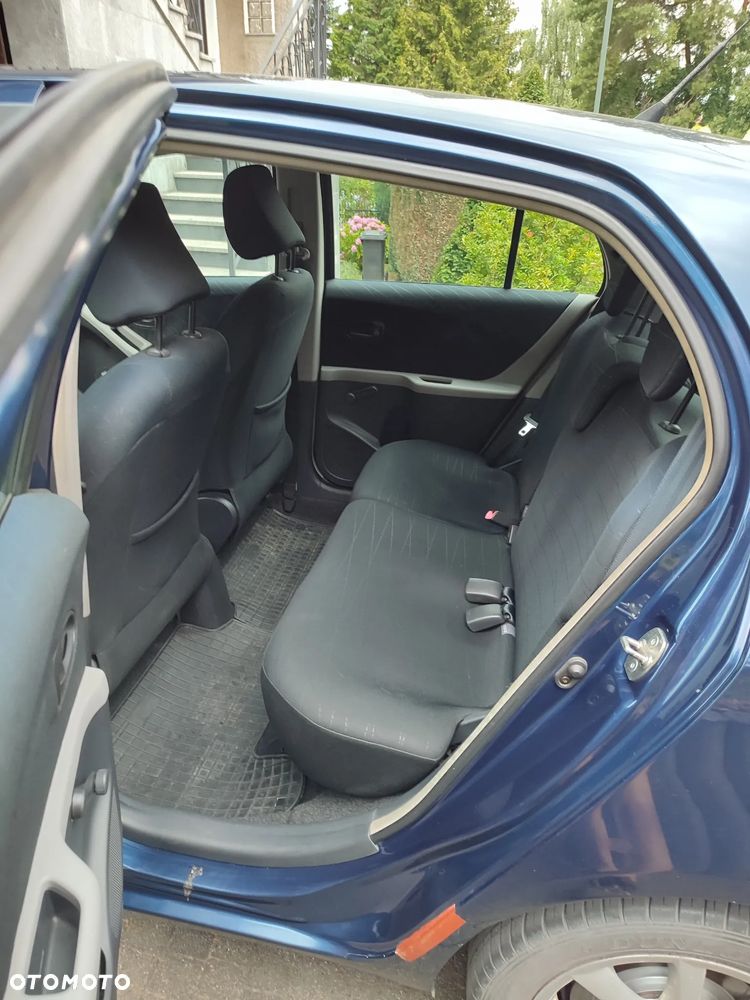 Toyota Yaris 1.0 Luna A/C - 8