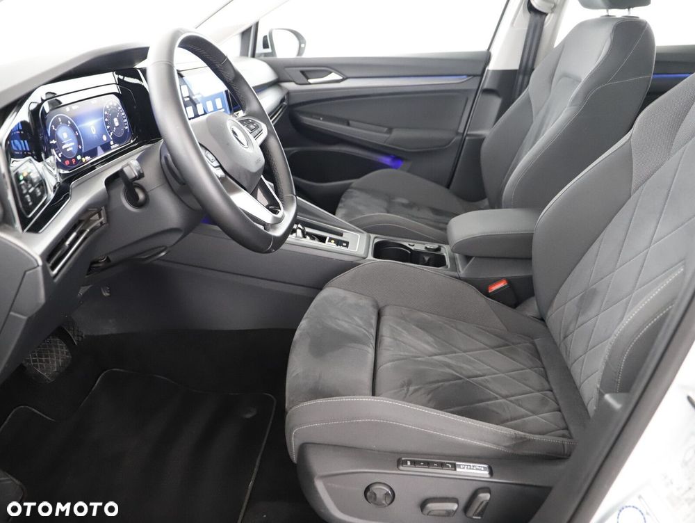 Volkswagen Golf - 9