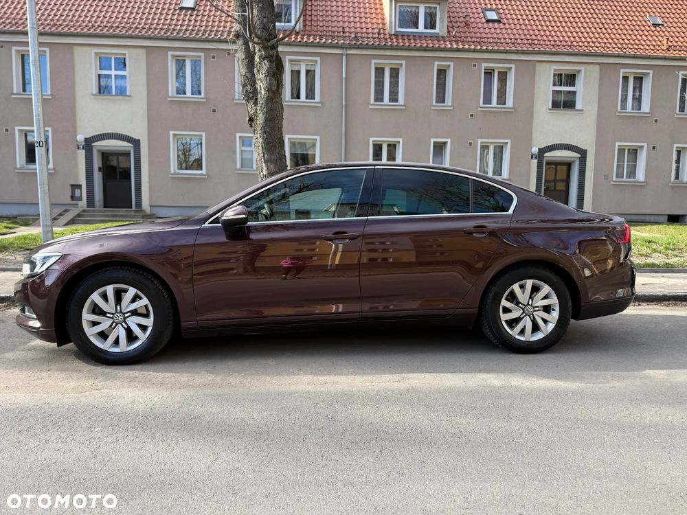 Volkswagen Passat 1.4 TSI (BlueMotion Technology) Trendline - 1