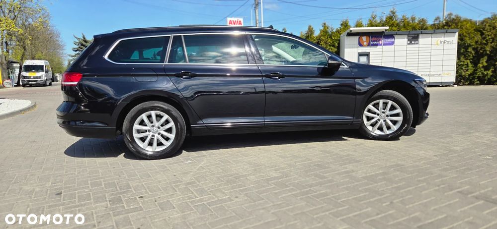 Volkswagen Passat Variant 2.0 TDI EVO Business DSG - 17