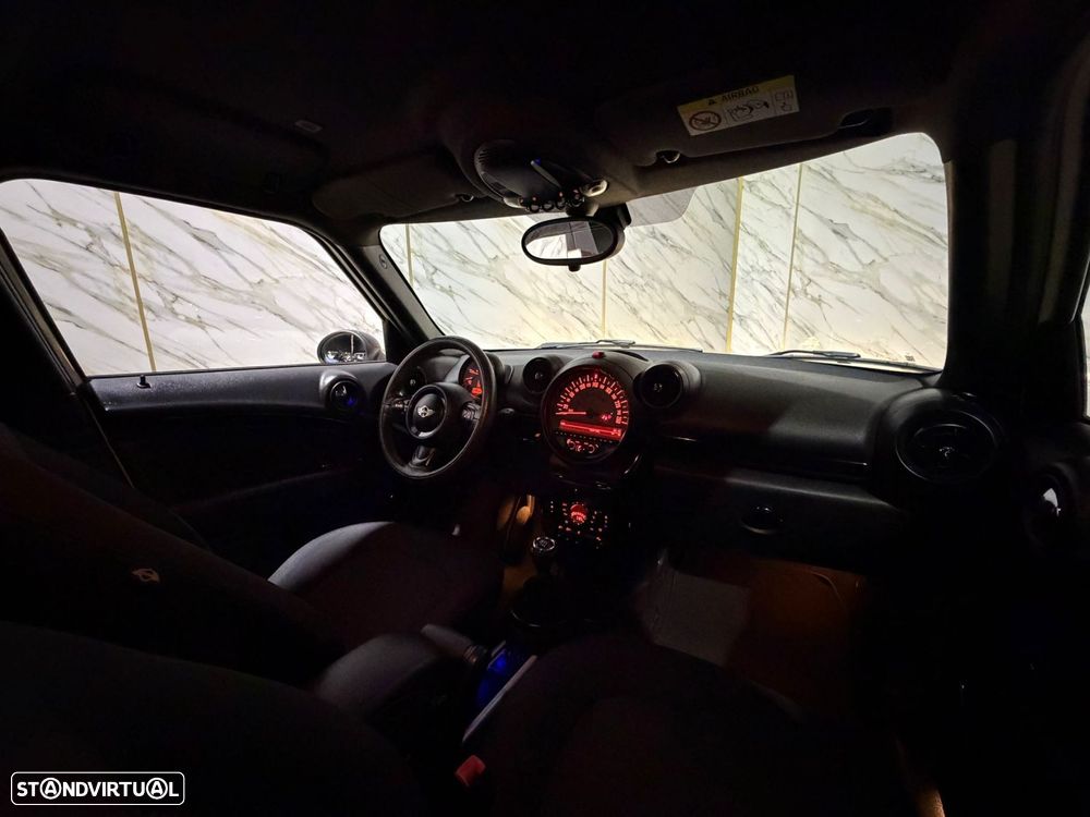 MINI Countryman Cooper D - 11