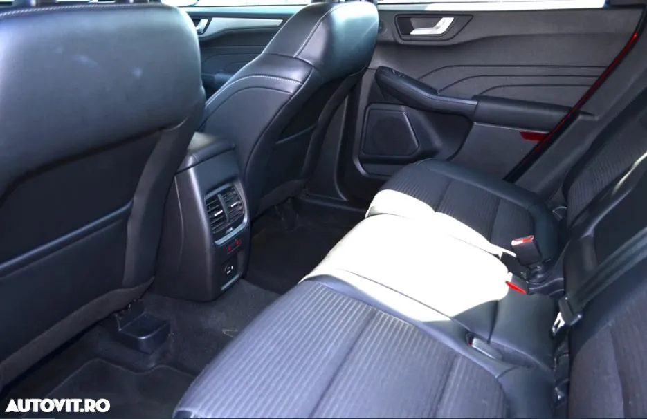Ford Kuga - 9