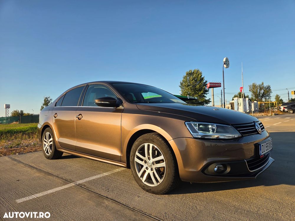 Volkswagen Jetta 1.6 TDI CR DPF DSG Highline - 2
