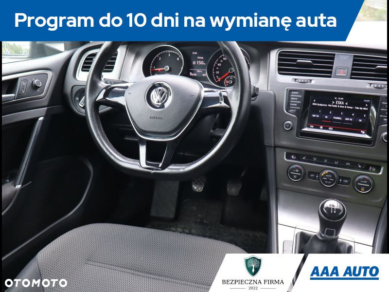 Volkswagen Golf - 8