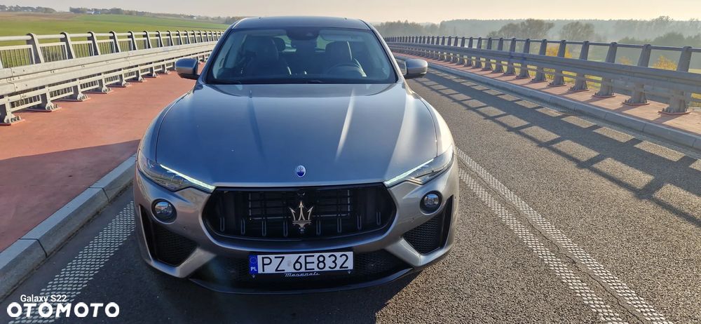 Maserati Levante GTS Q4 - 10