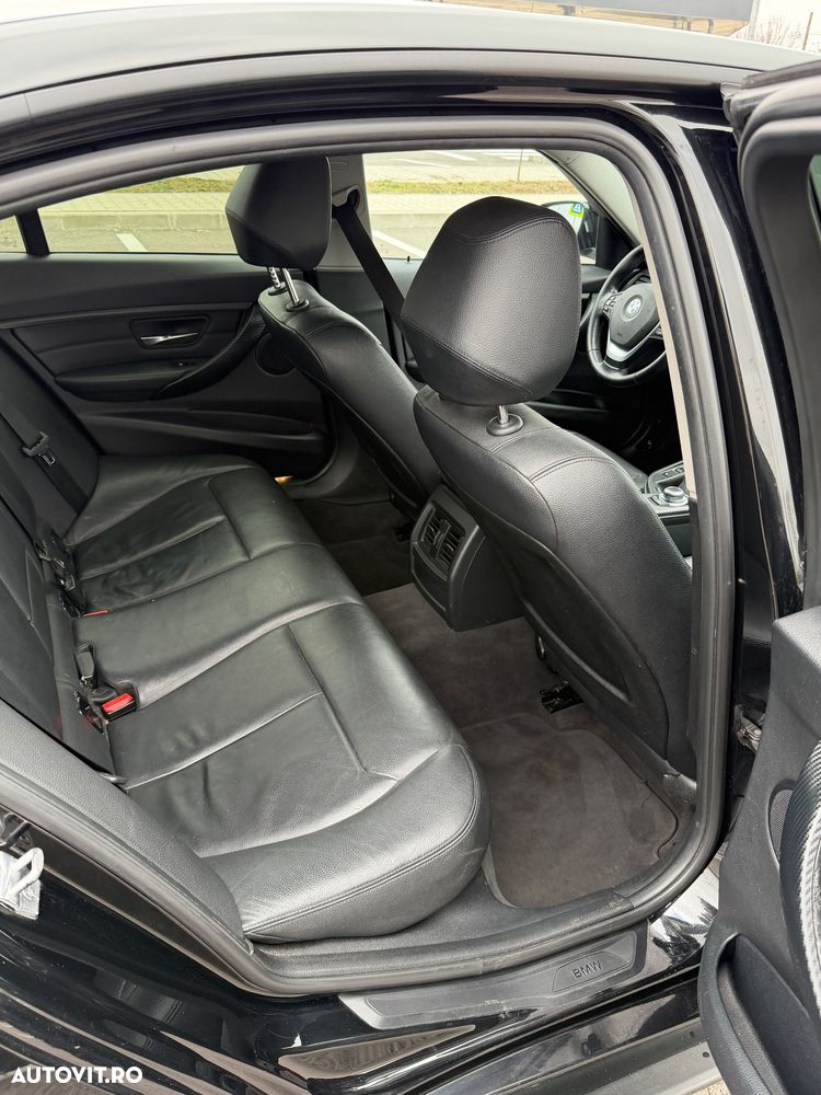 BMW Seria 3 318d - 9