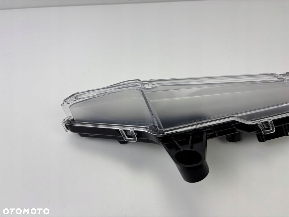 Lampa LED Prawy przód Can-Am Maverick R 2024- Oryginał - 11