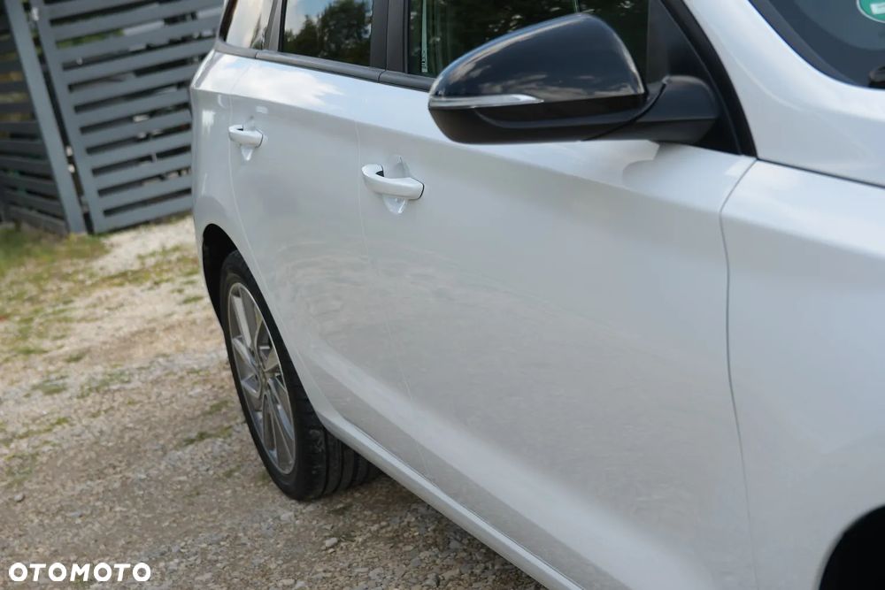 Hyundai i30 1.4 T-GDI Passion Plus - 14