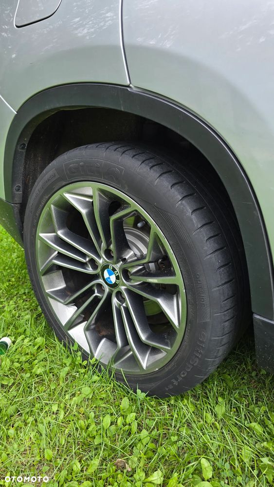 BMW X1 xDrive20d Sport Line - 24