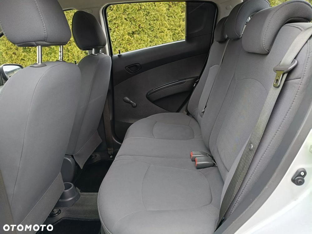 Chevrolet Spark 1.0 LT - 13