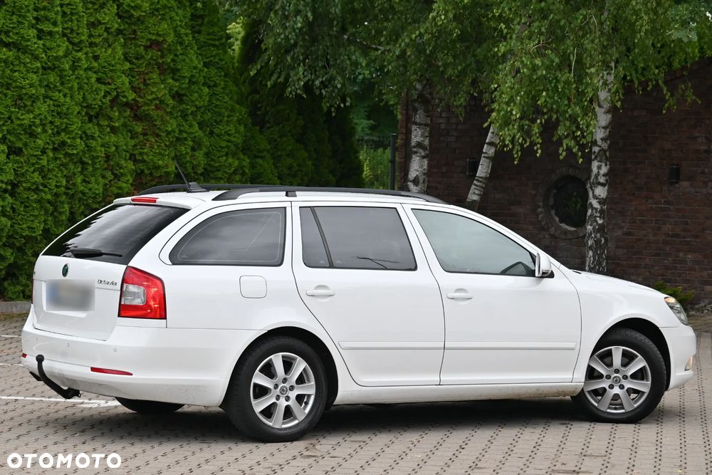 Skoda Octavia 2.0 TDI DSG Laurin & Klement - 19