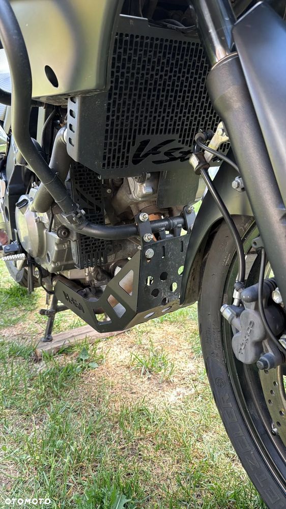 Suzuki V-STROM - 3