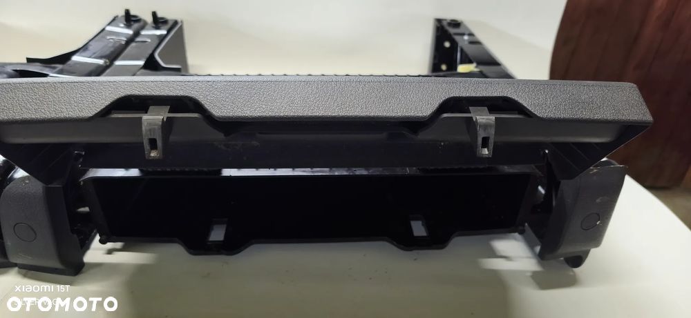 Podstawy foteli VW Touran stelaż schowek VW Caddy części - 8