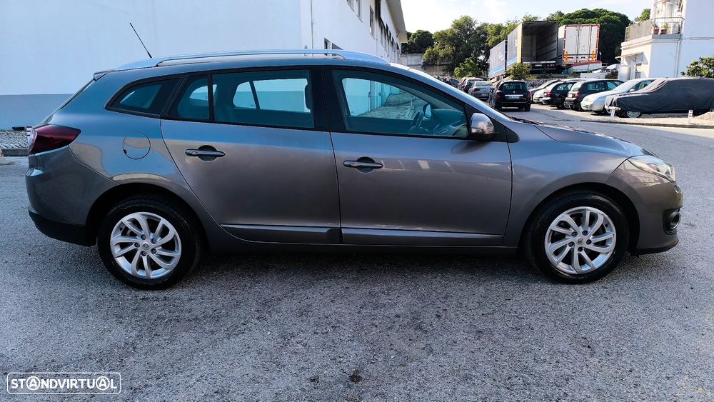 Renault Mégane Sport Tourer 1.5 dCi Dynamique SS - 24