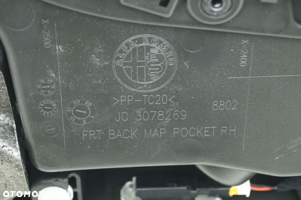 TAPICERKA BOCZEK PRAWY PRZEDNI ALFA ROMEO GIULIA - 7