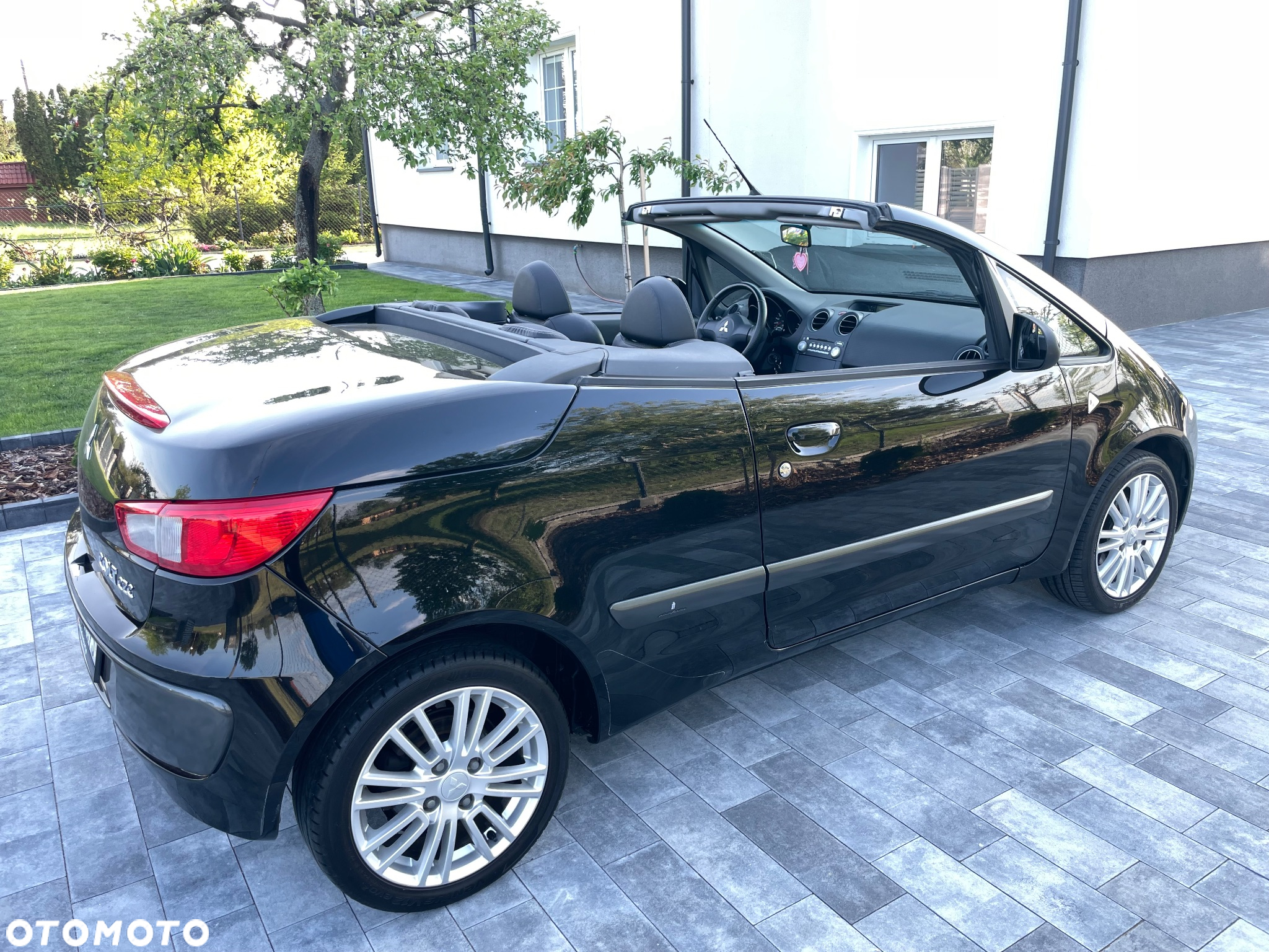 Mitsubishi Colt CZC 1.5 Invite - 4