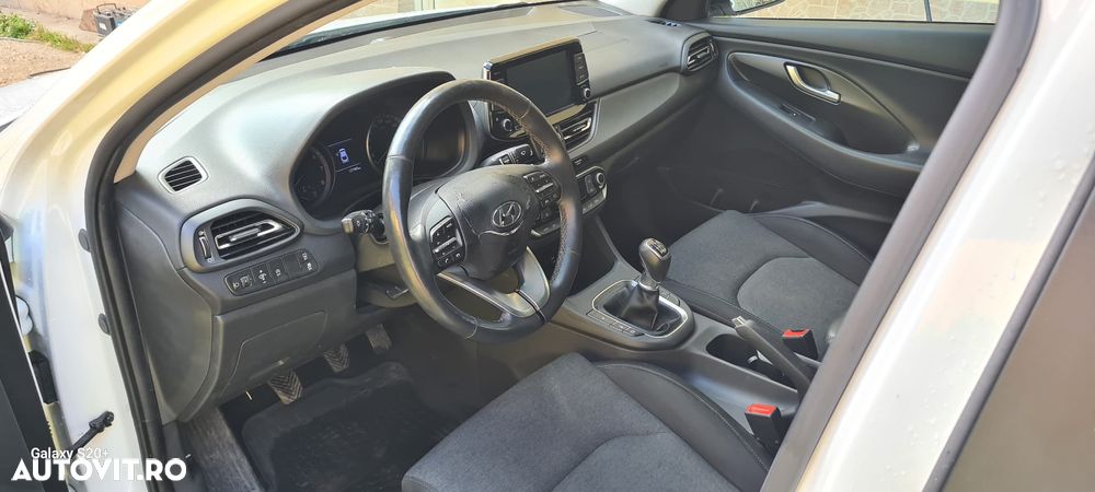 Hyundai i30 1.5 T-GDI MHEV 160CP Highway - 5